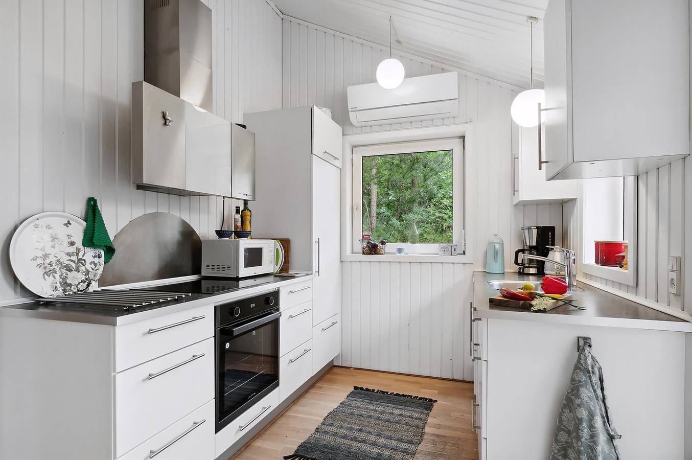 Pet friendly home in Ebeltoft with sauna in Lyngsbæk Strand, Ebeltoft