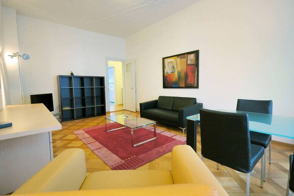 Ganze Wohnung, 1Br flat near lake and city center (Mainau 18.3) in Zürich, Bezirk Zürich