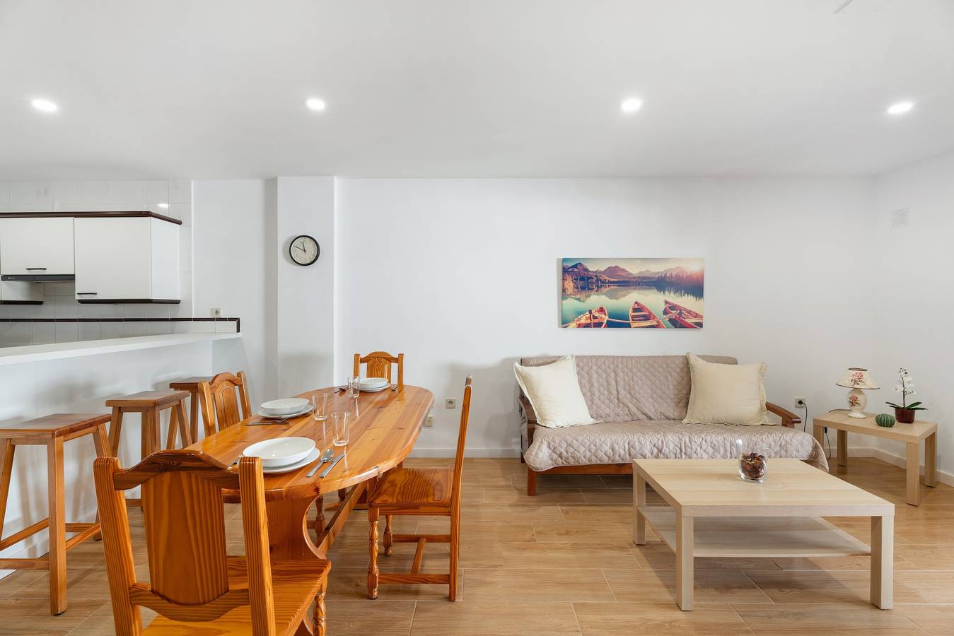 Ganze Wohnung, Ferienwohnung 'Tomasol' mit Meerblick, privater Terrasse und Wlan in Los Cristianos, Arona