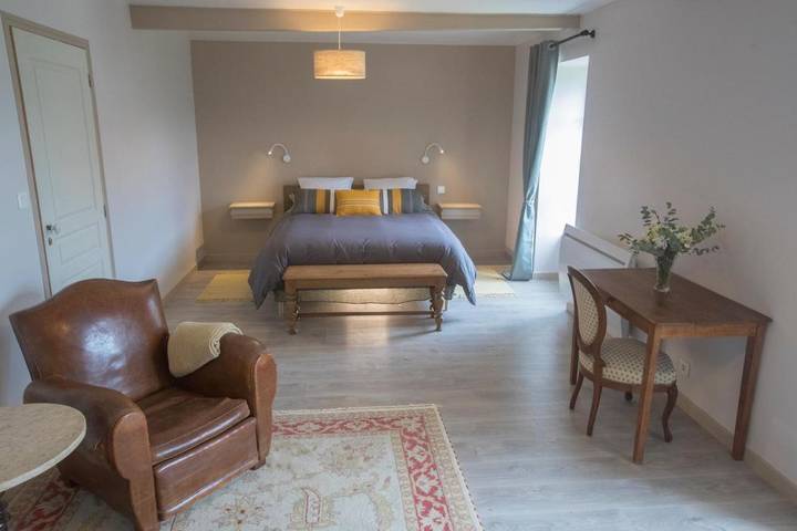 Chambre d’hôte pour 3 personnes, avec piscine et sauna ainsi que jardin et vue à Paimpol - 4