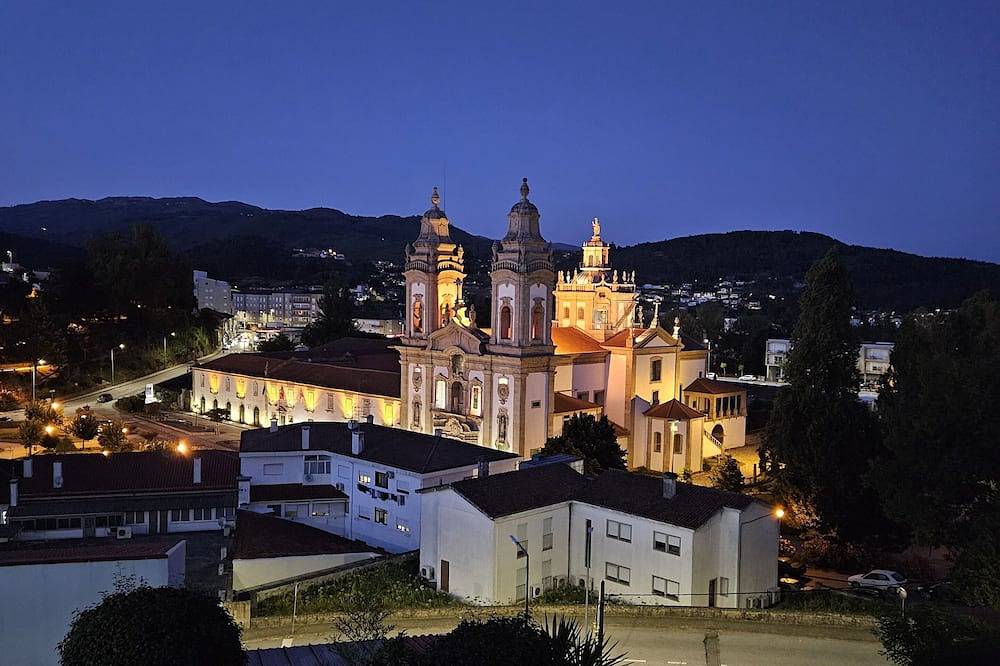Casa das Acácias in Cabeceiras de Basto (Cidade), Distrito de Braga