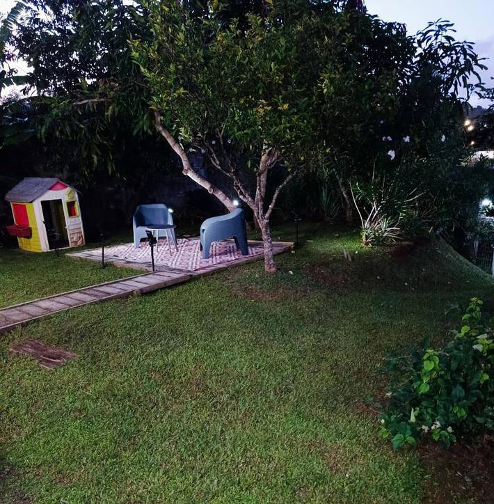 Location de vacances pour 4 personnes, avec jardin et vue, animaux acceptés à Saint-Esprit (homonymie) - 4