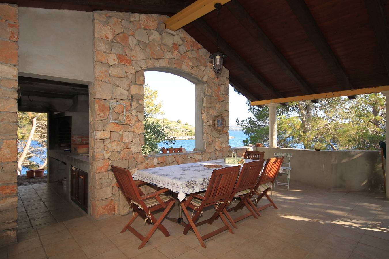 Dvosobna kuća uz plažu Lavdara, Dugi otok in Lavdara (Zadar), Sali
