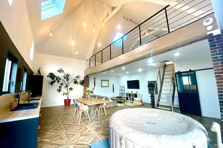 Location de vacances pour 2 personnes, avec jardin et jacuzzi dans Émanville