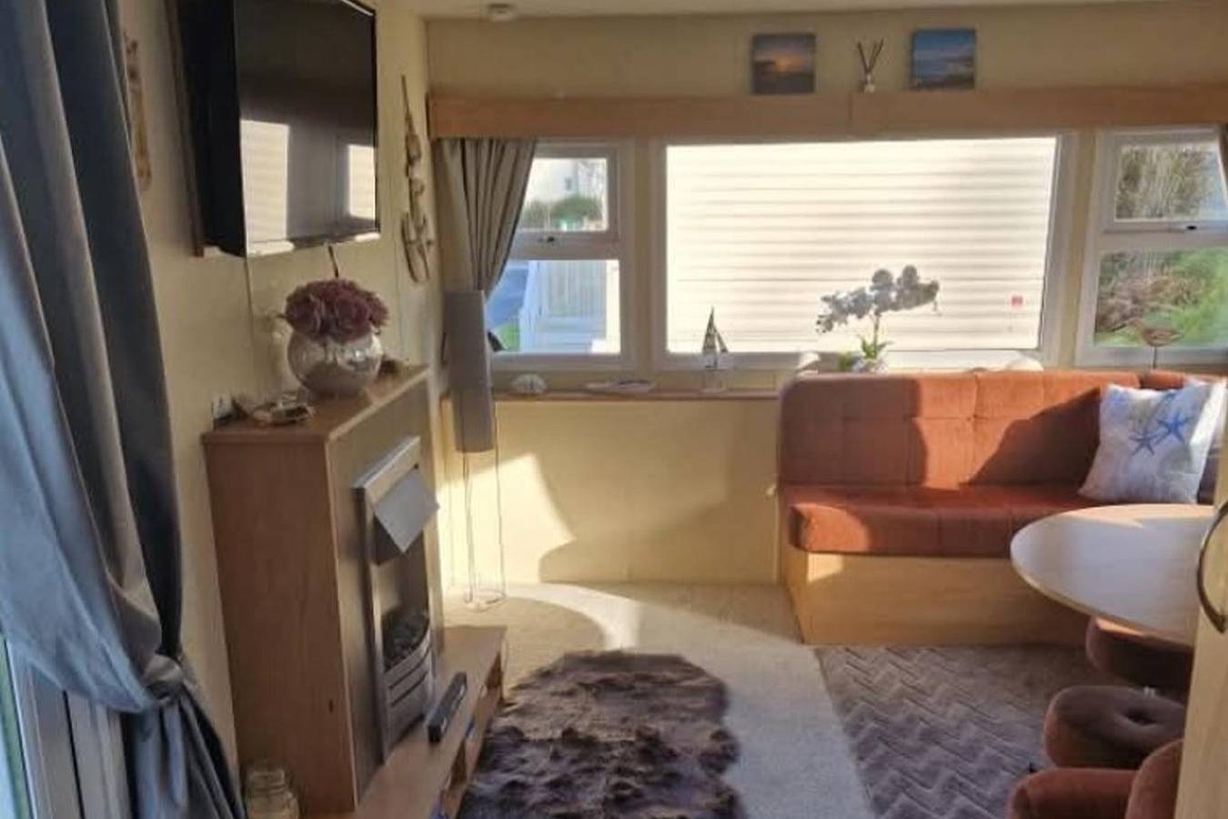 Holiday Rental for 8 People in Borth, Ceredigion