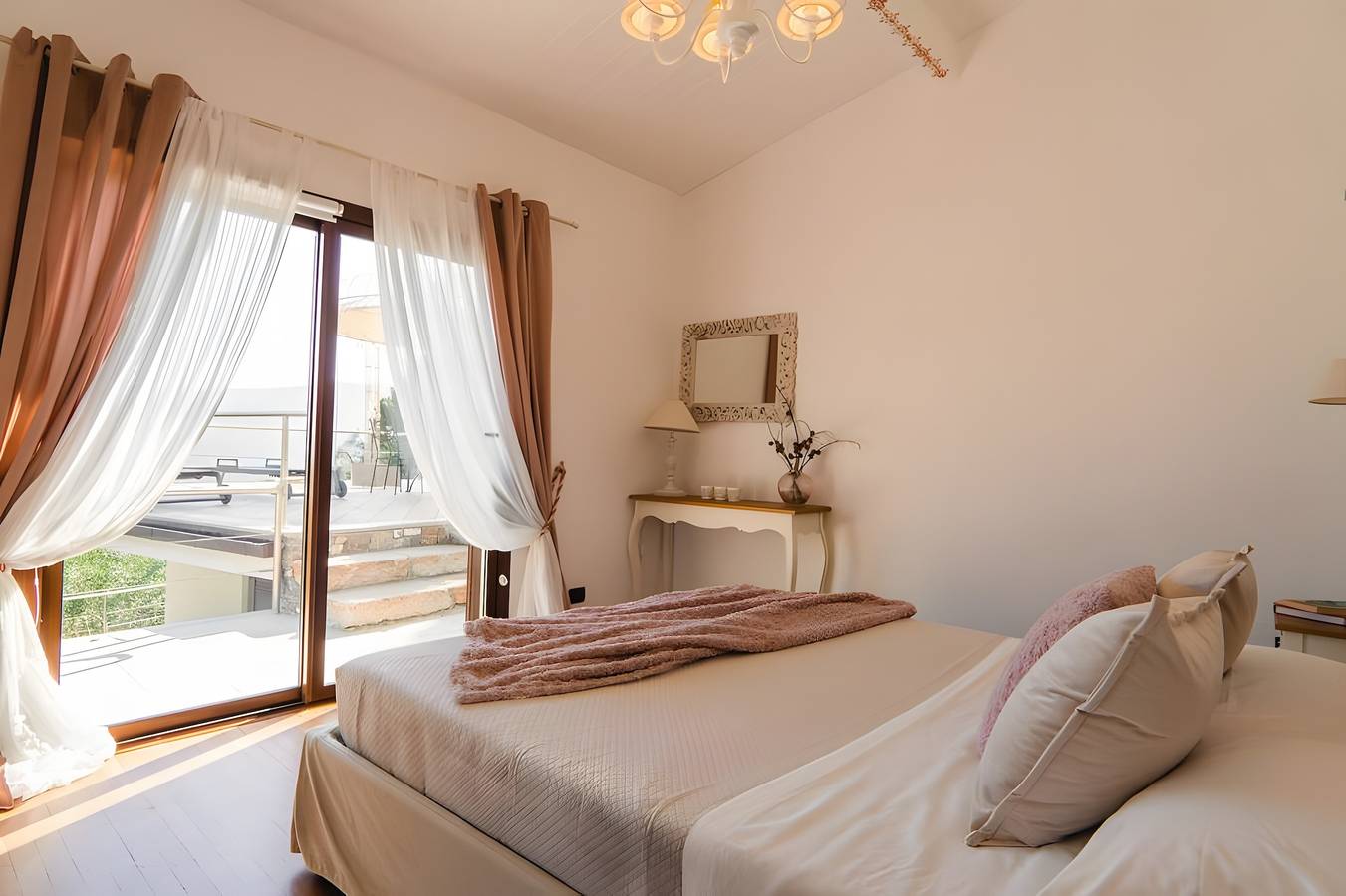 Apartamento entero, Apartamento 'Villa Antonia' con vistas al mar, Wi-Fi y aire acondicionado in Andora, Riviera di Ponente