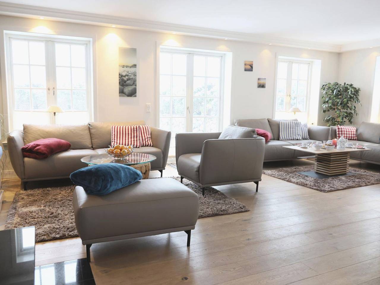Luxuriöse Doppelhaushälfte in Wenningstedt mit großem Garten, Kamin und Sauna. in Wenningstedt, Sylt