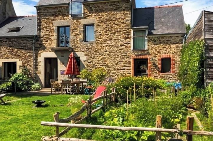 Holiday home for 8 people, with garden - 1