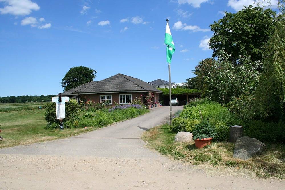Ganze Wohnung, 4Sterne Ferienwohnung im Herzen Schleswig-Holsteins in Groß Vollstedt, Naturpark Westensee