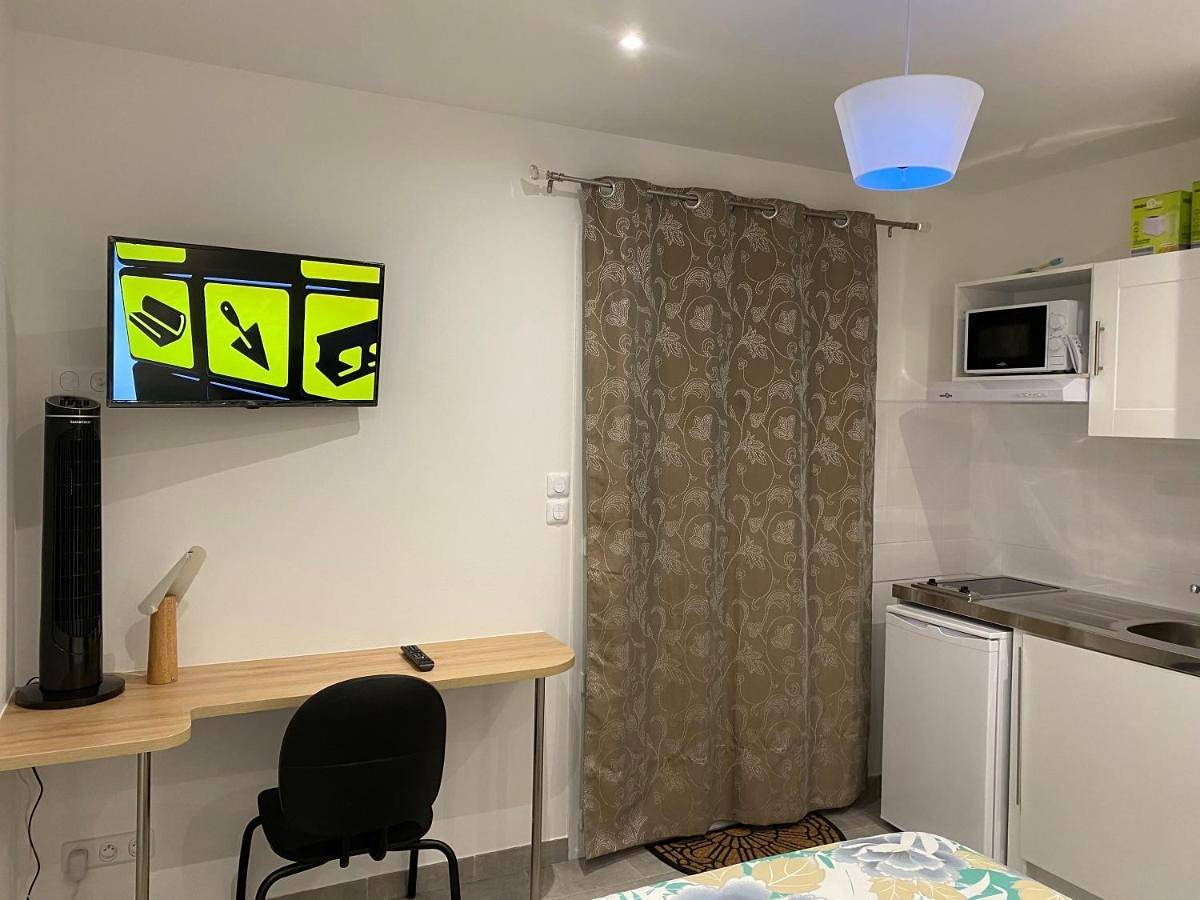 Appartement entier, Dominicaine Nord, Studio meublé in Amilly, Région de Montargis