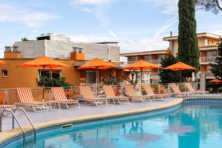 Hotel für 2 Personen, mit Terrasse und Garten sowie Pool in Cala Major - 4
