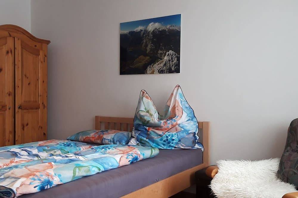Ganze Wohnung, Ferienwohnung Kühnhauser, 1-2 Personen, Terasse, 26 qm in Schönau am Königssee, Berchtesgadener Alpen