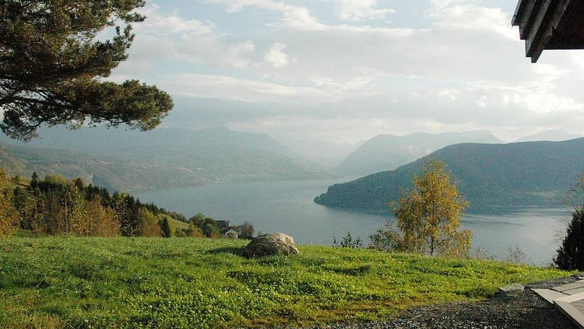 Ferienhaus für 8 Personen, mit Terrasse in Stryn