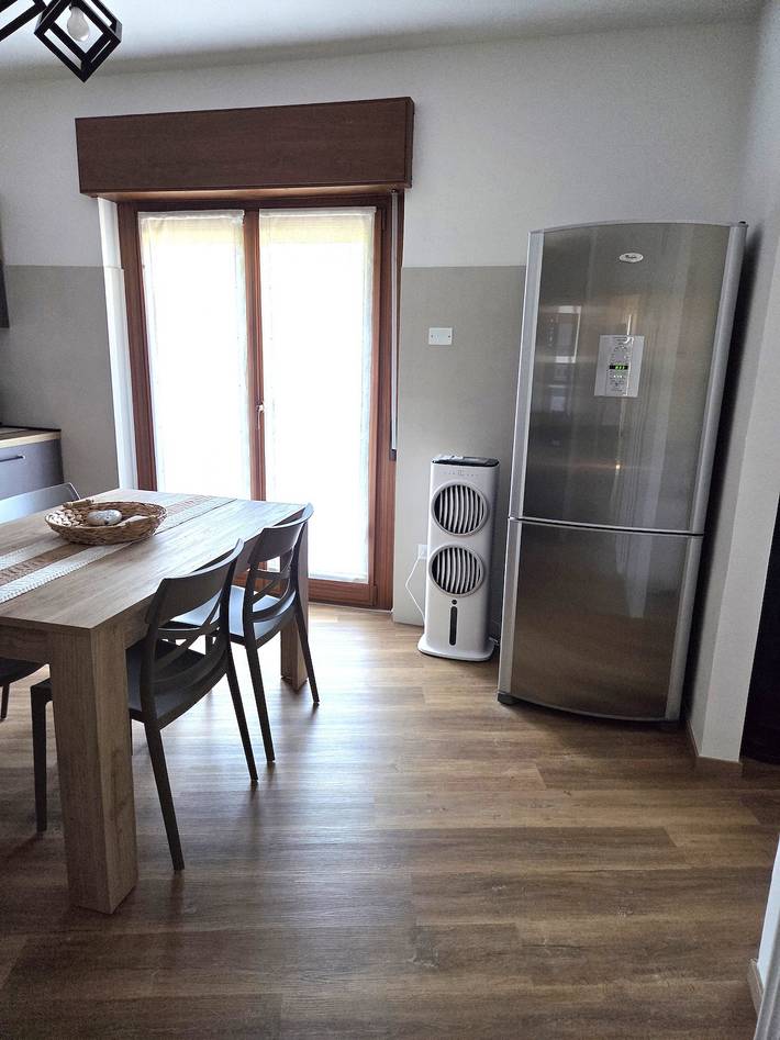 Entire apartment, "Casa Elda" Apartment with Mountain View, Balcony, and Wi-Fi in Vigo di Ton, Ton