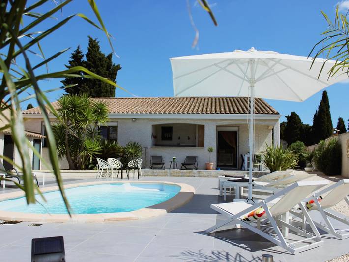 Location de vacances pour 8 personnes, avec Jardin et Piscine dans Minervois