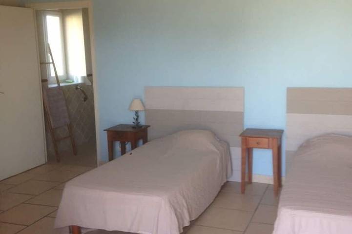 Maison de vacances pour 14 personnes, avec terrasse ainsi que jacuzzi et jardin, animaux acceptés dans la Sarthe - 3