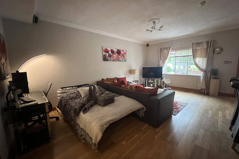 Ganze Wohnung, Recently renovated quite residence family and pet friendly in County Cork