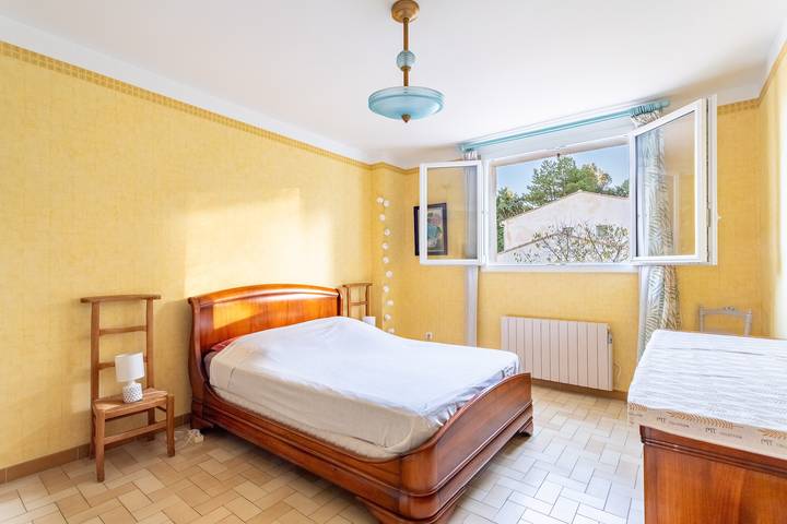 Location de vacances pour 7 personnes, avec jardin et terrasse, animaux acceptés à Le Pradet - 4