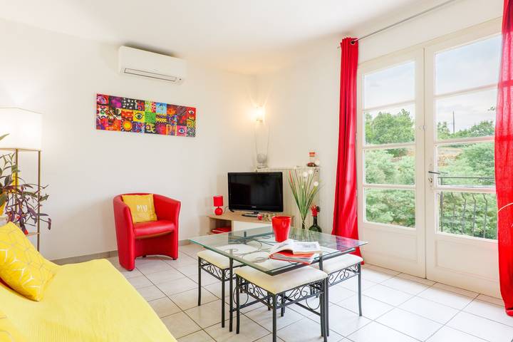 Gîte „Du Mas St Esprit“ mit Gemeinschaftspool, Wlan und Klimaanlage in Parc naturel régional des Monts d'Ardèche