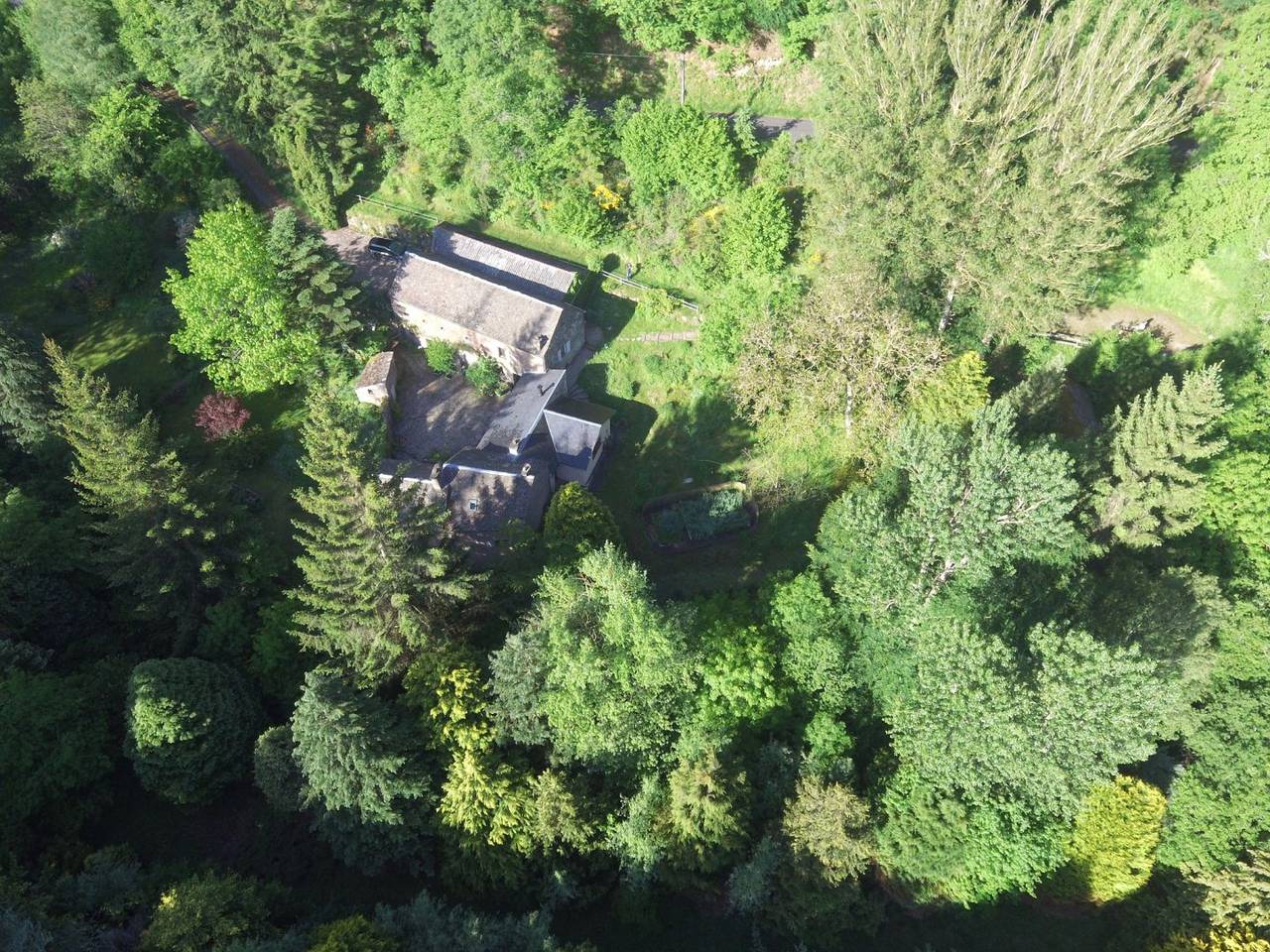 Location gîte en pleine nature in Saint-Laurent-de-Lévézou, Parc naturel régional des Grands Causses