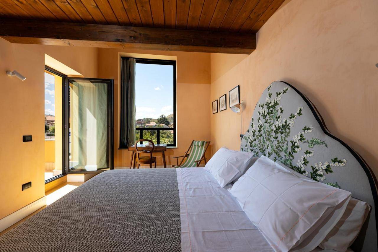 Three-Bedroom House in Linguaglossa, Etna