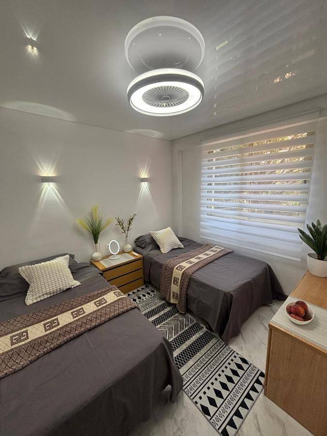 Maison d’hôte pour 5 personnes, avec Terrasse ainsi que Jardin et Piscine à Salou - 2