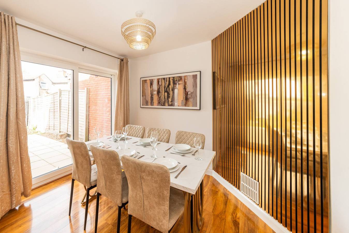Maison spacieuse de 5 chambres dans le Berkshire - Retraite familiale parfaite in Reading, Berkshire