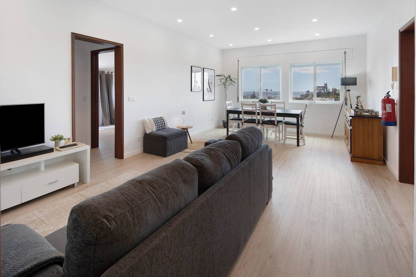 Appartement entier, Appartement « Ocean City View Loft » avec vue sur mer, balcon et Wi-Fi in São Miguel Island, Ponta Delgada