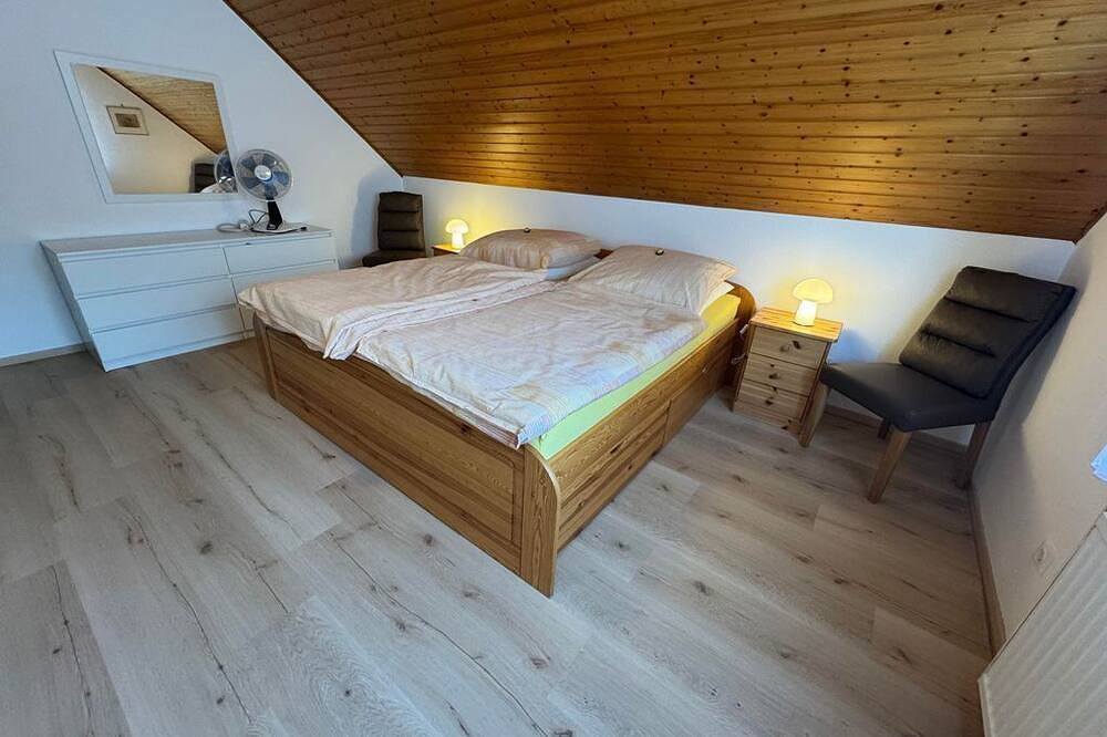 Ganze Wohnung, Corinnas Ferienwohnung - Corinna`s Ferienwohnung in Düdelsheim, Büdingen