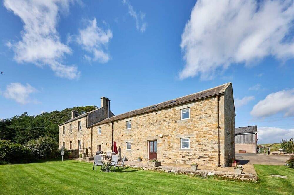 Entire apartment, Host & Stay | The Stable, Carr Edge in Allendale, North Pennines AONB