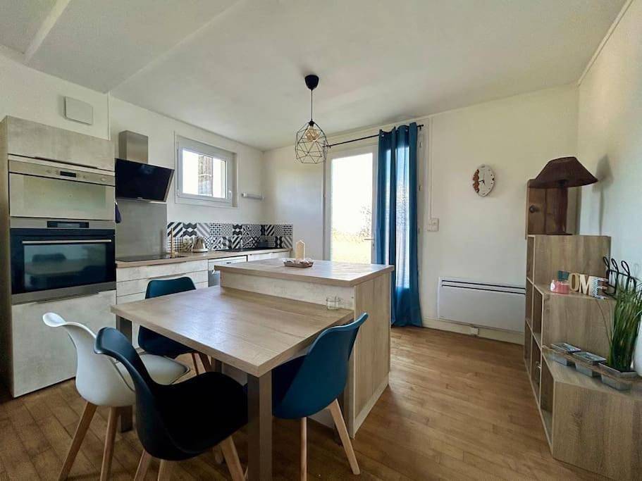 Appartement entier, Maison 4 couchages in Saint-Varent, Deux-Sèvres