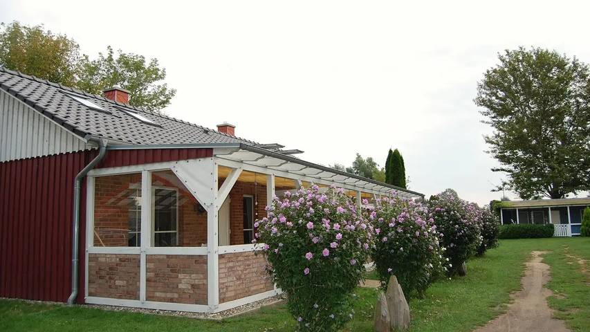 Bungalow für 4 Personen, mit Sauna und Balkon auf dem Darß