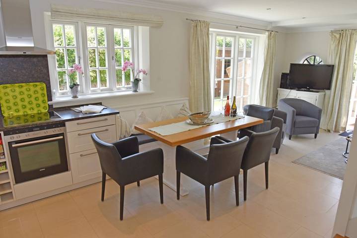 Ferienhaus für 6 Personen, mit Garten und Terrasse in Wenningstedt - 2