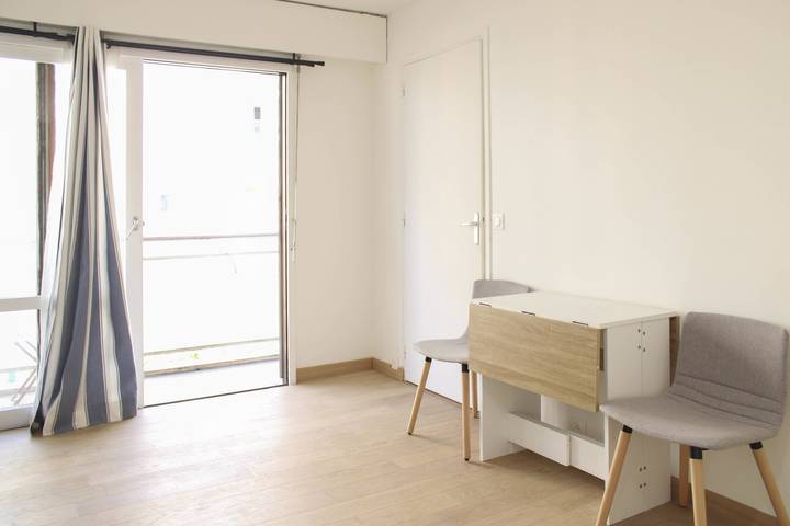 Gîte pour 3 personnes, avec balcon, animaux acceptés à Courbevoie - 3