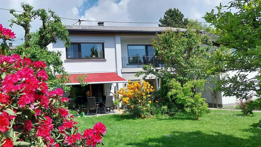 Ferienwohnung für 3 Personen, mit Garten