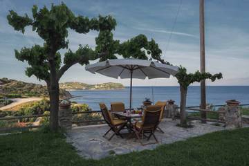 Cottage for 11 People in Continental Greece region, Photo 1
