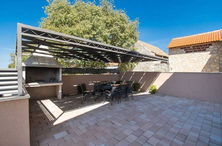 Ferienhaus für 8 Personen, mit Garten und Pool in Općina Stankovci - 3