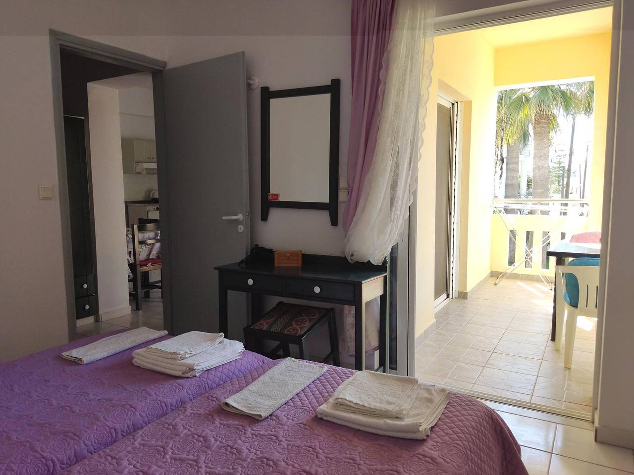 Ganze Wohnung, Ferienwohnung für 2 Personen mit Garten in Agioi Apostoli, Chania und Umgebung
