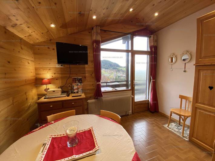 Gîte pour 5 personnes, avec Balcon dans Chinaillon - 3