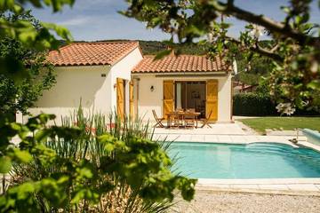Villa pour 4 personnes, avec terrasse et jardin dans les Pyrénées-Orientales