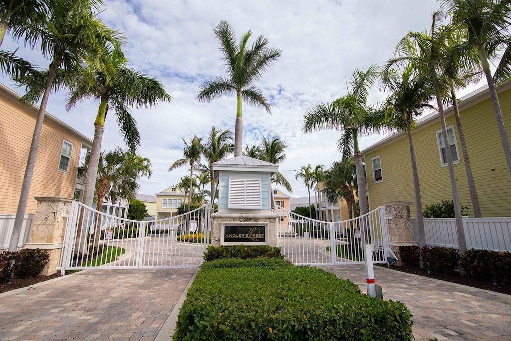 Islamorada Haus in Anglers Reef mit Meerblick, Dock, Com Pool & Privatstrand in Windley Key, Islamorada