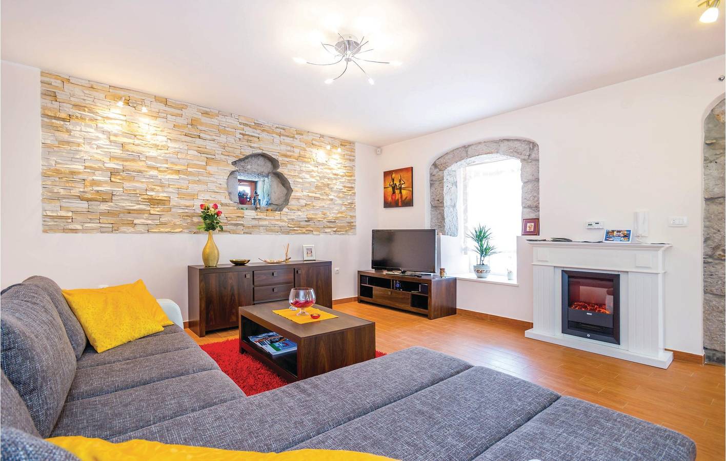 Holiday home for 6 people with terrace in Općina Matulji, Opatija Riviera