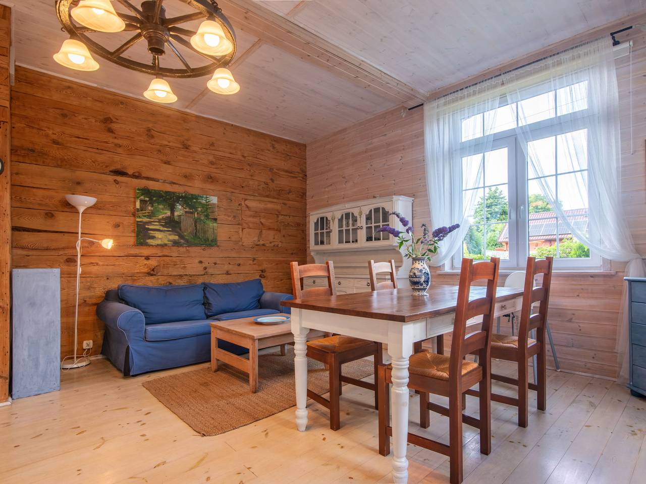 Bursztynowy Dwór in Sztutowo, powiat nowodworski