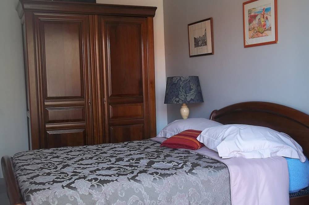 Chambre D Hote De Luxe piscine privée chauffée salle d eau et terrasse jardin in Cugnaux, Haute-Garonne