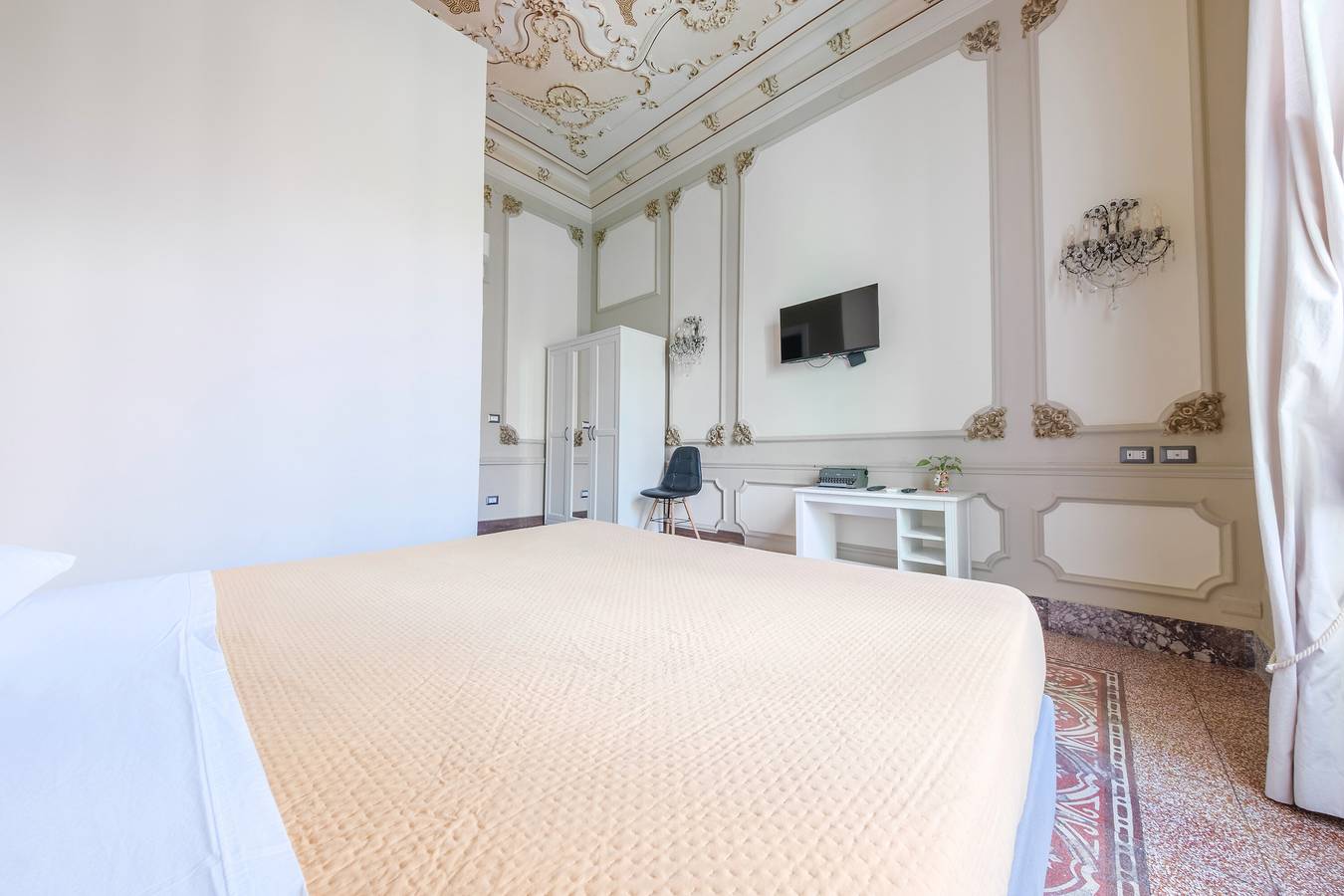 Zimmer '1922' mit Balkon in Messina, Messina Provinz