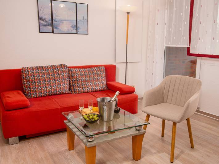 Ferienwohnung für 2 Personen, mit Balkon und Terrasse sowie Garten in Norden-Norddeich - 3
