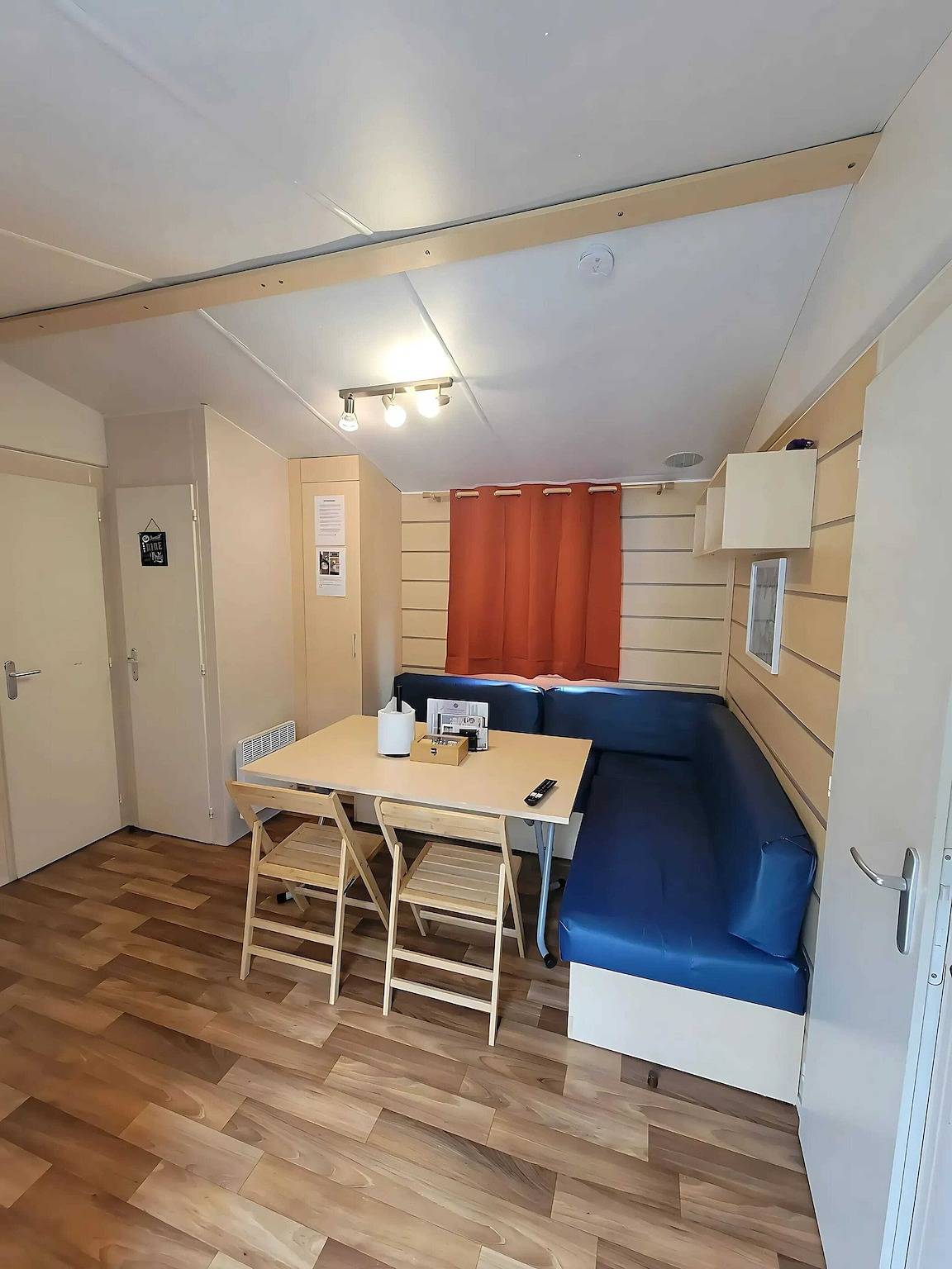 Encantador bungalow en Ivry-la-Bataille con piscina compartida in Ivry-la-Bataille, Región de Évreux