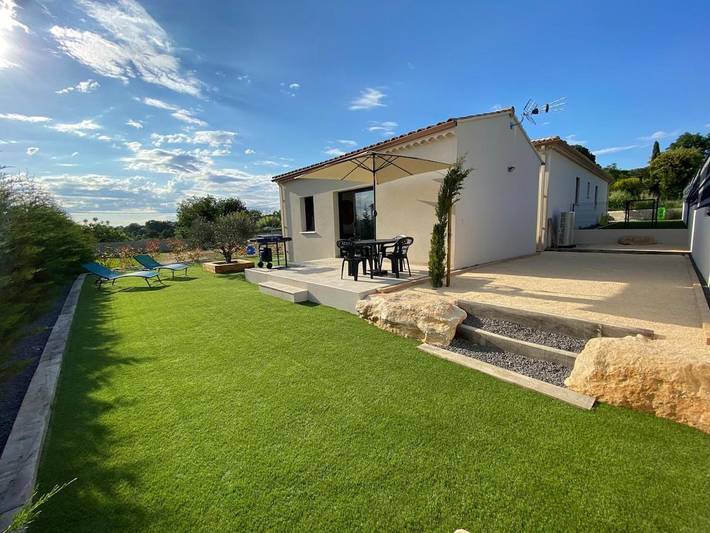Location de vacances pour 4 personnes, avec jardin et piscine à Saint-Michel-d'Euzet - 2