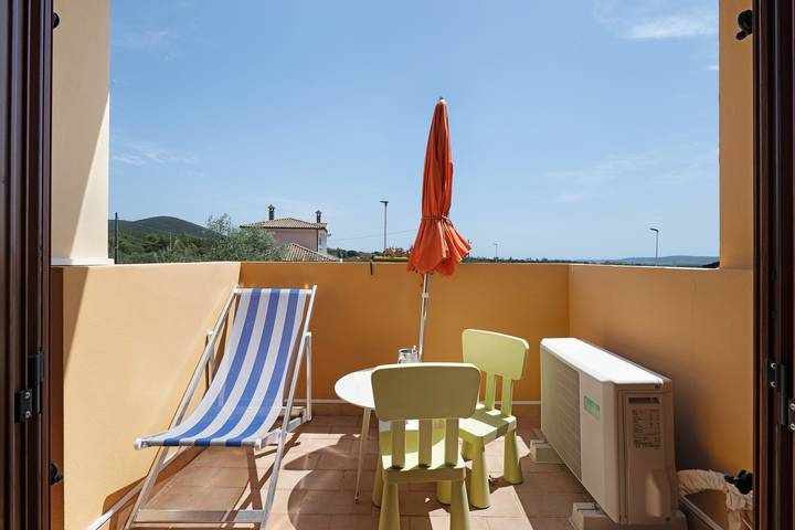 Maison de vacances « La Pavoncella » avec vue sur mer, Wi-Fi et climatisation in Is Lais, Masainas