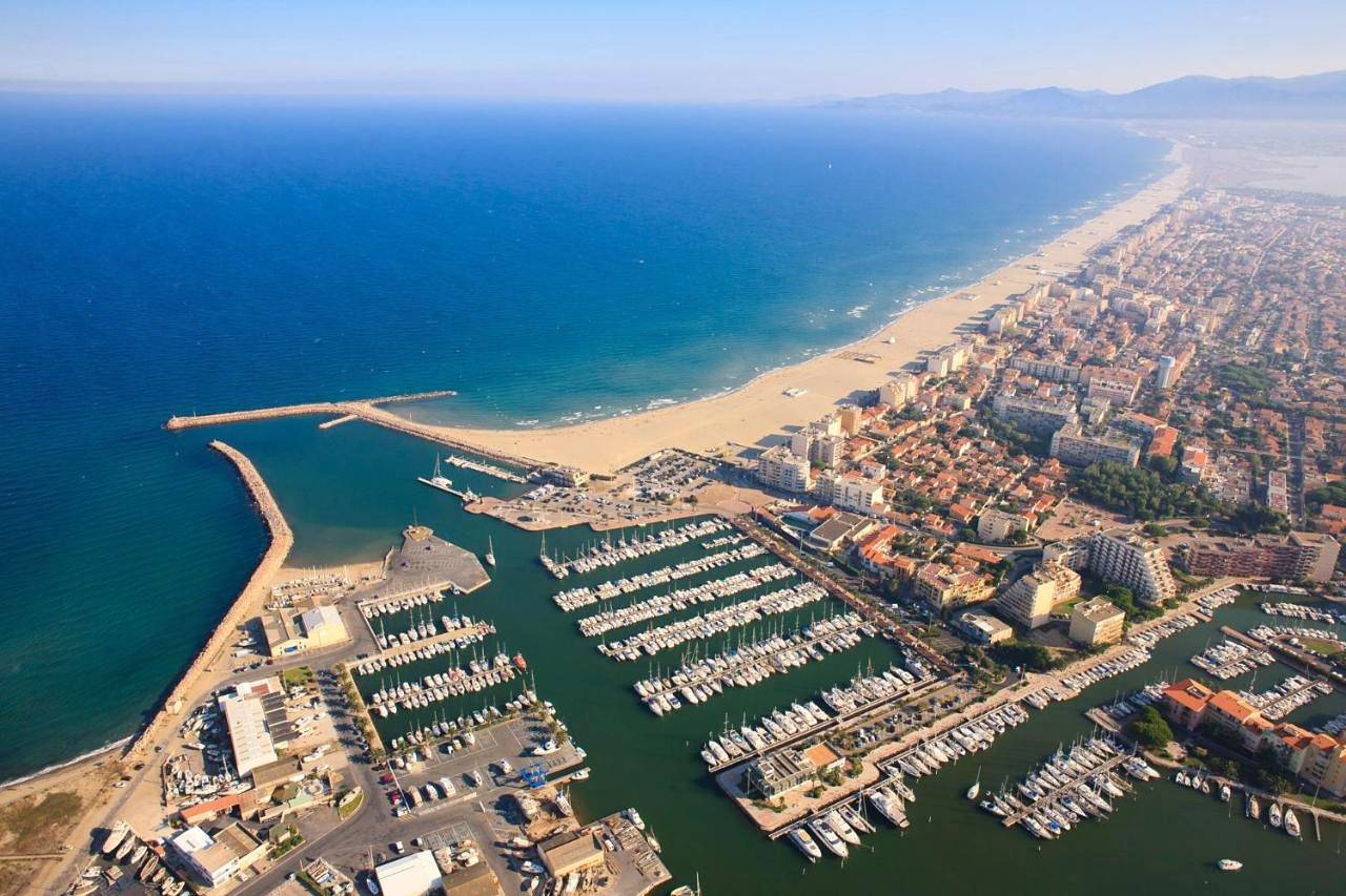 Hotel du Port in Canet-en-Roussillon, Côte d'Améthyste